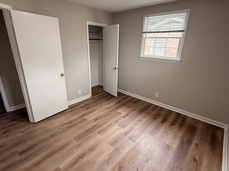 4923 Barella Dr — Photo 12