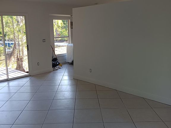 5th image of 5991 Dogwood Way