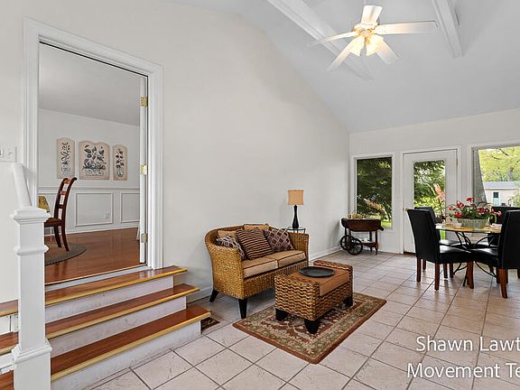 4th image of 1833 Bonneville Dr