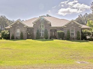 49 Pleasant Pond Loop, Hattiesburg, MS 39402