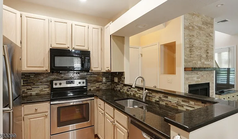19 Quail Brook Ct — Photo 8