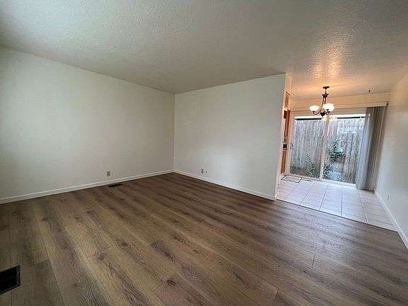 1139 SE Baseline St #1, Hillsboro, OR 97123 | Zillow