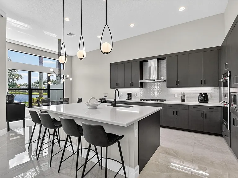 17358 Santaluce Mnr — Photo 19
