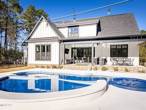 3rd image of 4158 Cobblestone Ln