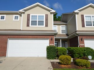 3945 Weston Pointe Dr, Zionsville, IN 46077