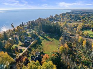 1960 Pebble Beach Rd, Cedar Grove, WI 53013