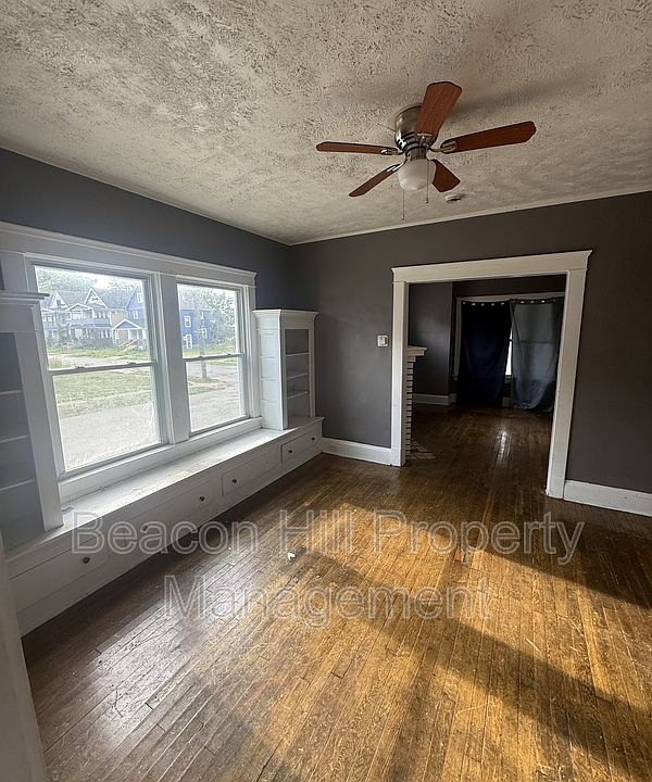 1st image of 12602 Locke Ave