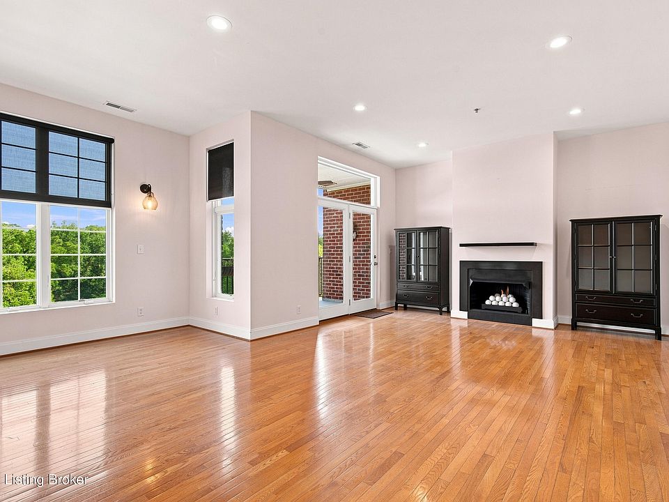 1st image of 2011 Frankfort Ave Unit 408