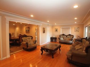 9356 Valjean Ave, North Hills, CA 91343