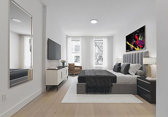 3rd image of 228 E 6th St #19-20