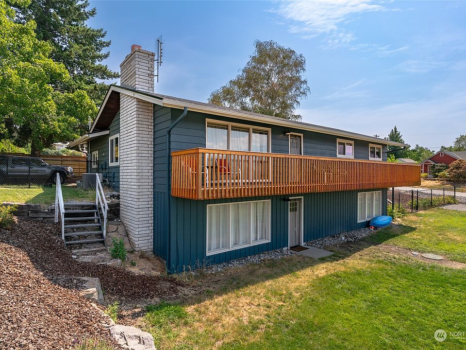 1st image of 324 Mountain View Place NW