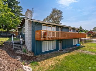 324 Mountain View Pl NW, East Wenatchee, WA