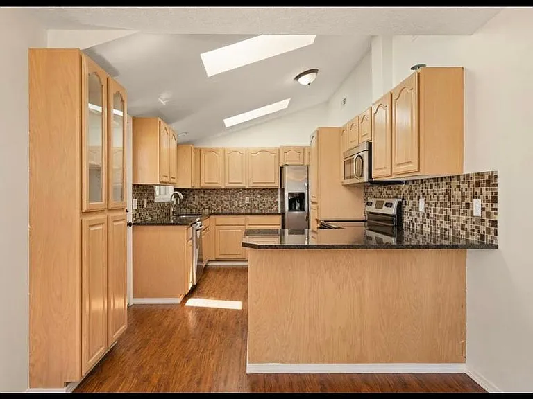 5820 N Moore St — Photo 5