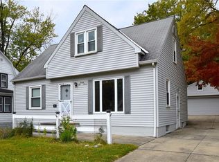 27 Ellenwood Ave, Bedford, OH 44146