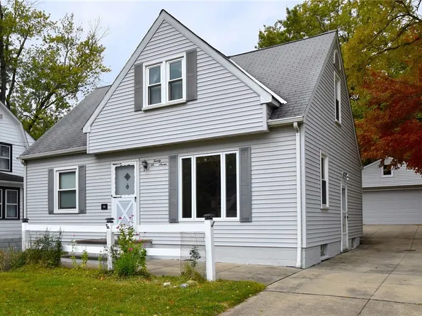 27 Ellenwood Ave, Bedford, OH 44146