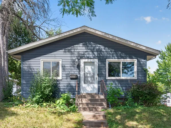 995 Rose Ave E, Saint Paul, MN 55106
