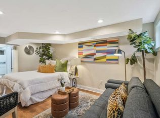 325 Winslow Rd #B, Oxon Hill, MD 20745