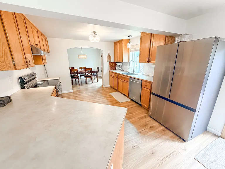 745 Riverside Ln E — Photo 14