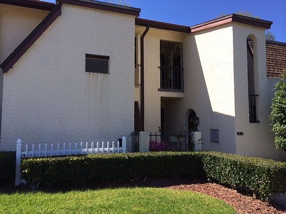 2nd image of 600 Domenico Cir Unit D5