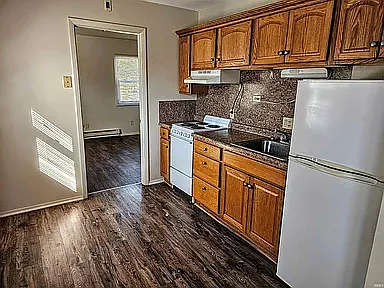 1501 W Main St #1 — Photo 3