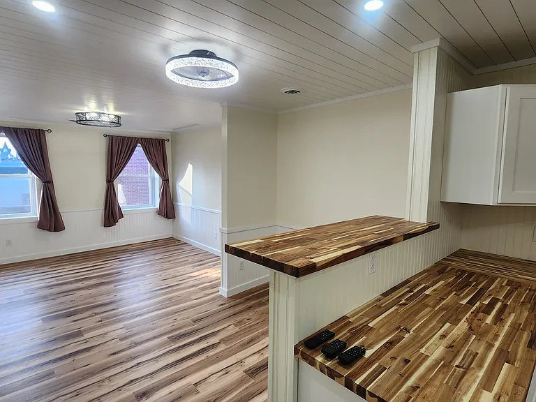 173 Front St #3R — Photo 3