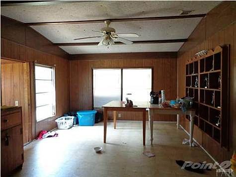 Huge Dining with cathedral ceilings