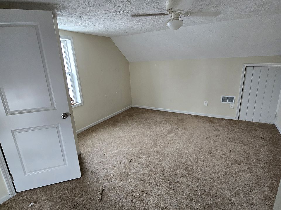 1st image of 404 E Liberty St