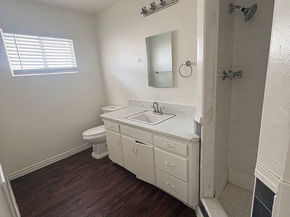1st image of 500 Francis St APT 11