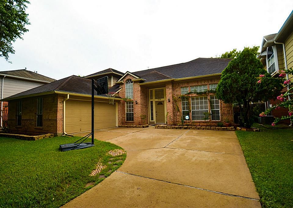 1st image of 338 Scarlet Maple Dr