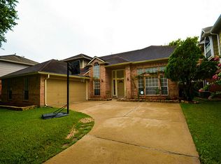 338 Scarlet Maple Dr, Sugar Land, TX 77479