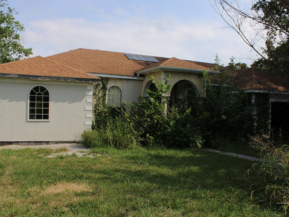 1st image of 2842 Evergreen Rd
