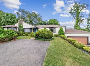 5 Ezra Rd, Danbury, CT 06811