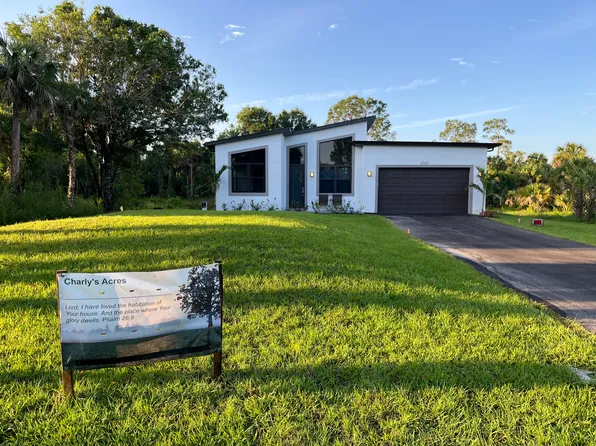 (undisclosed Address), Naples, FL 34117