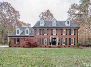8025 Kensington Dr, Fuquay Varina, NC 27526