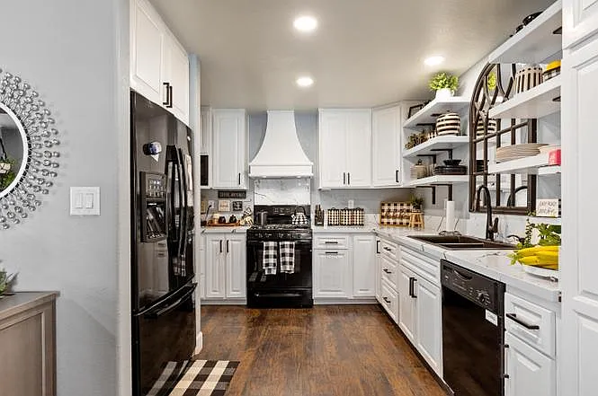 43639 Park Ave — Photo 15