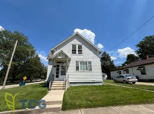 702 State St, Ottawa, IL 61350