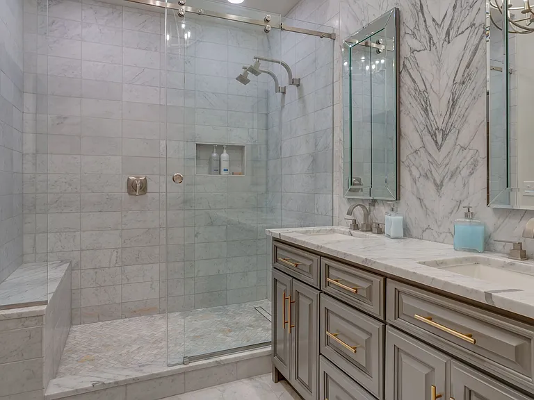 55 Whitworth Blvd — Photo 30