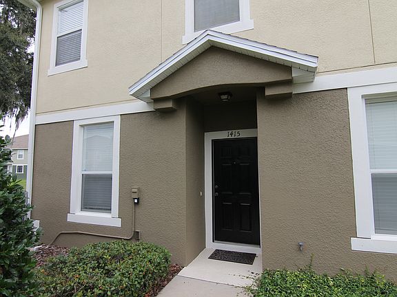 3rd image of 1415 Broken Oak Dr