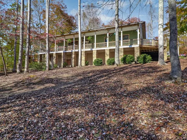 876 Crab Mountain Rd, Jamestown, TN 38556