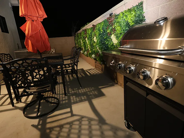 6829 Ranchito Ave — Photo 24