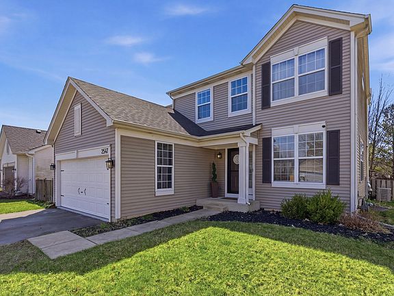 3rd image of 2547 Prairie Crossing Dr