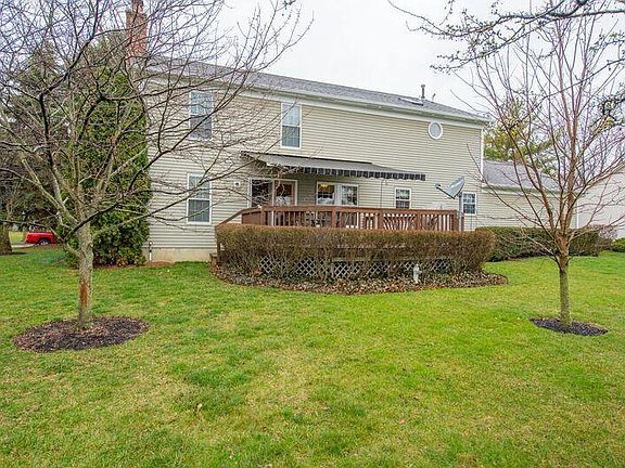 3rd image of 7250 Hopewell Ct