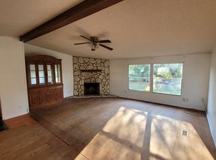 303 2nd St, Petrolia, TX 76377