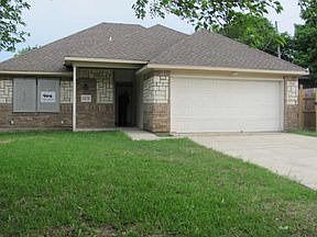 1st image of 1716 Colvin Ave