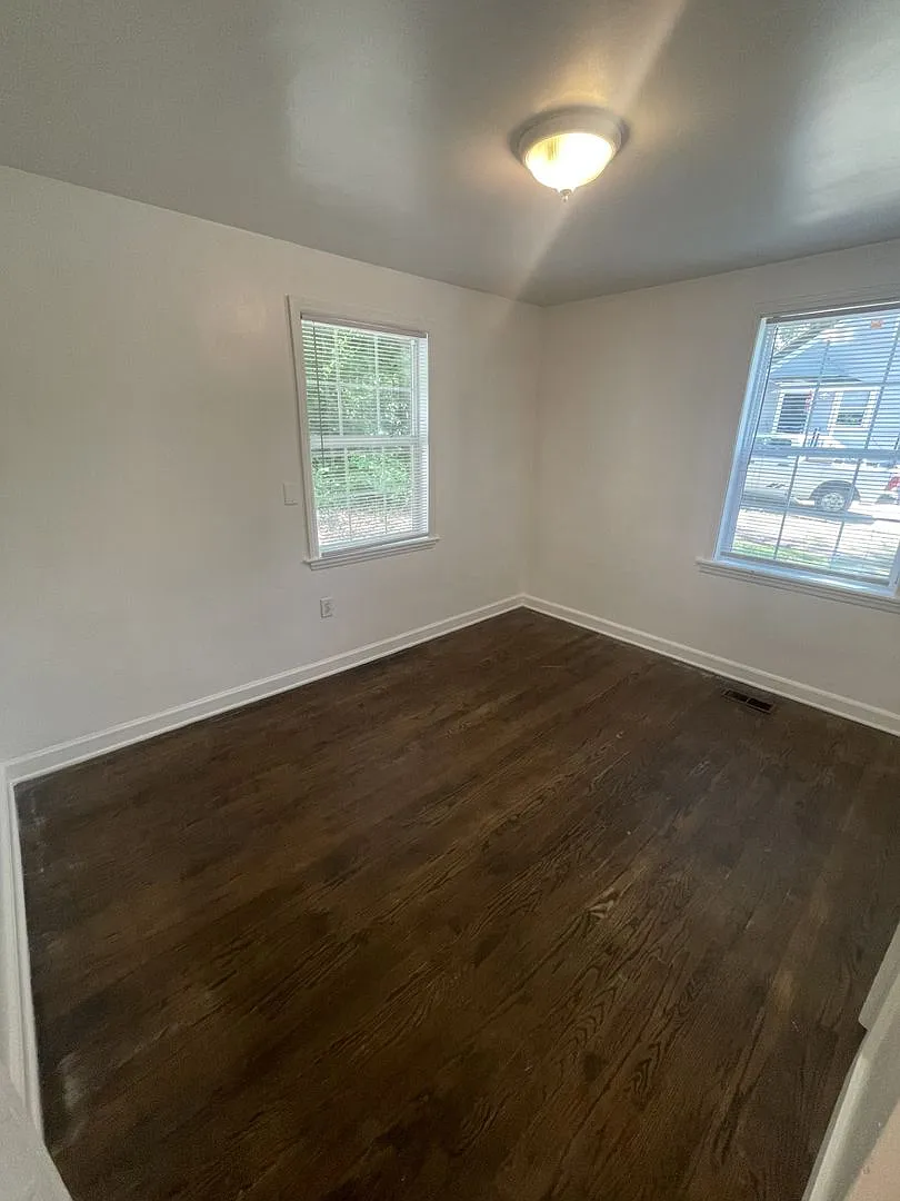 2 bd 1 ba Detached house — Photo 3