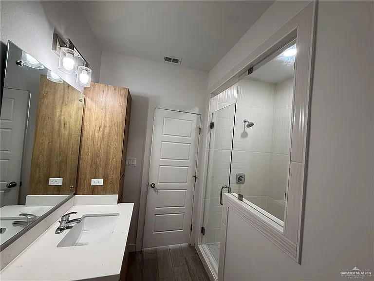 1306 W Platinum Dr #4 — Photo 9