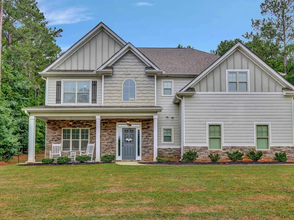 221 Bantry Park Dr, Newnan, GA 30263