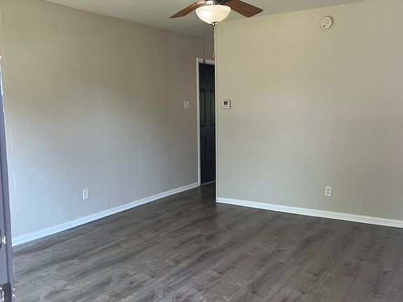 5th image of 1416 E 33rd Ave