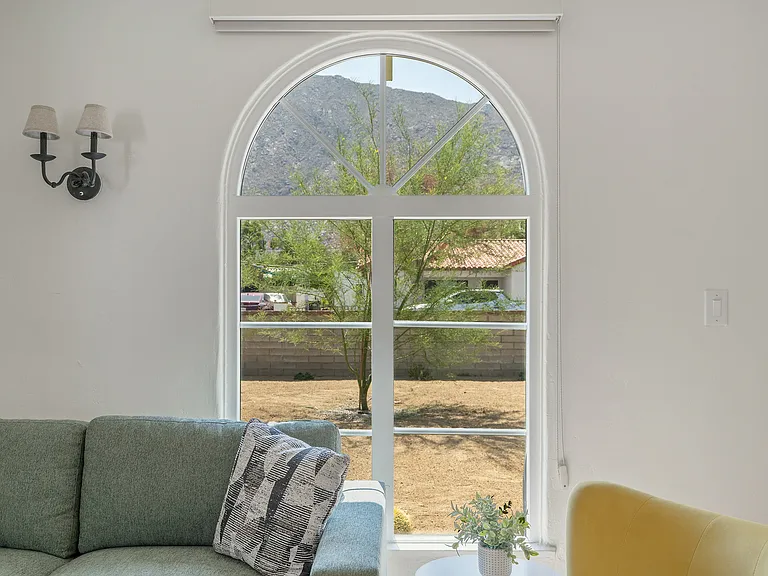 552 S Calle Santa Rosa — Photo 17
