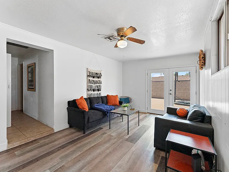 1345 E Orange St #1 — Photo 3
